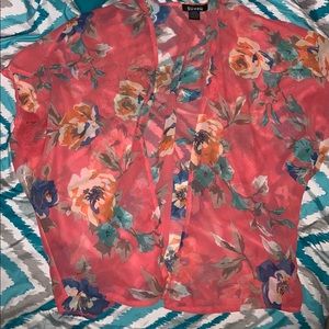 Kimono style blouse size S/M womens